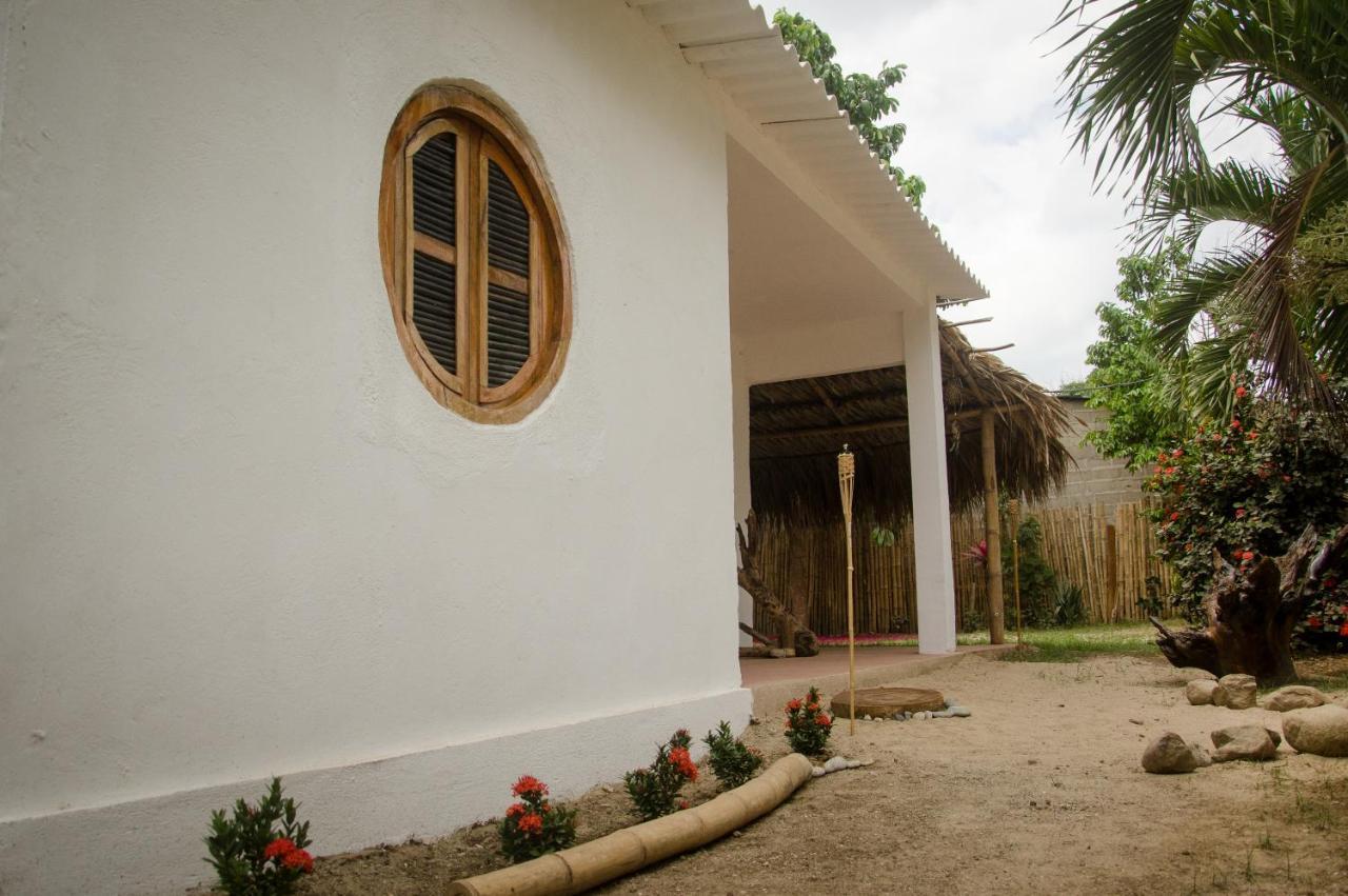 Hostal Corazon De Tagua Palomino Exterior photo